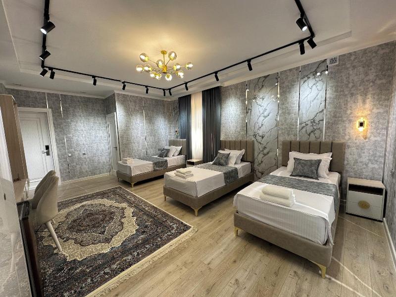 New Minor Hotel image