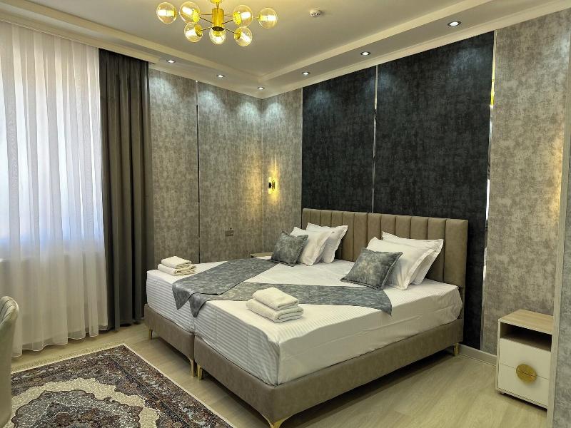 New Minor Hotel image