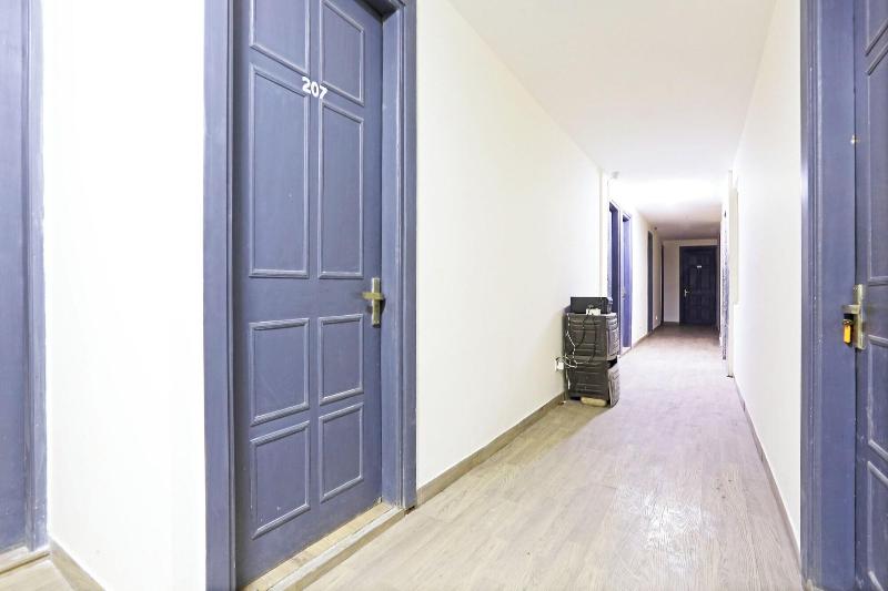 Hotel Twamev Residency Uttam Nagar image