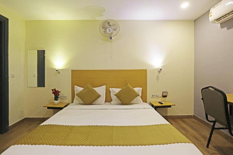Hotel Twamev Residency Uttam Nagar image