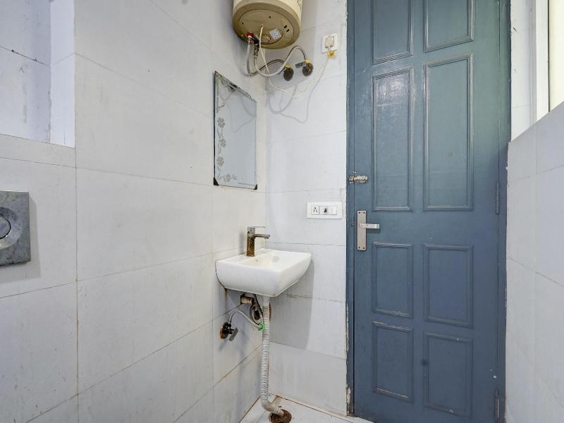 Hotel Twamev Residency Uttam Nagar image