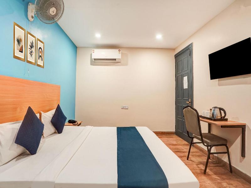 Hotel Twamev Residency Uttam Nagar image