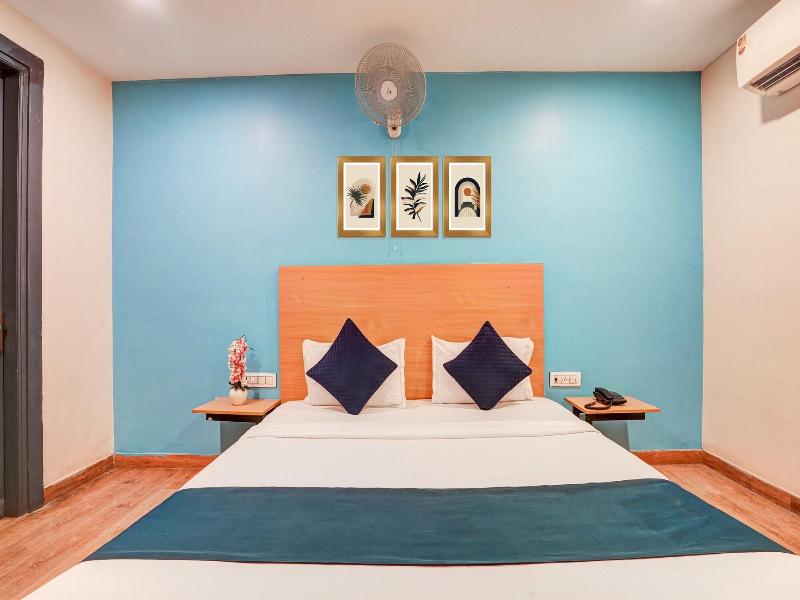 Hotel Twamev Residency Uttam Nagar image