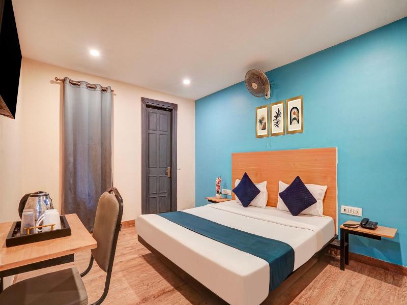 Hotel Twamev Residency Uttam Nagar image
