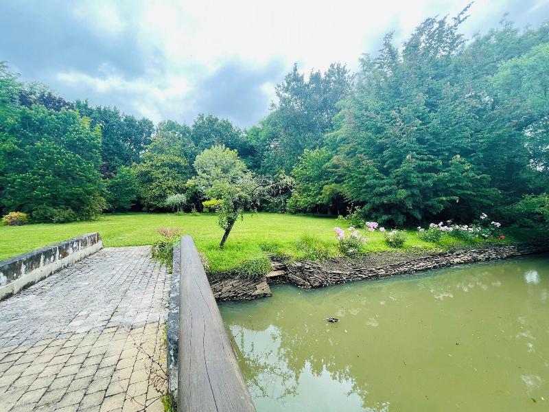 Domaine Jeanne De Laval image