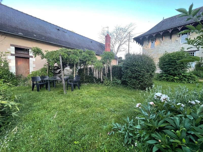 Domaine Jeanne De Laval image