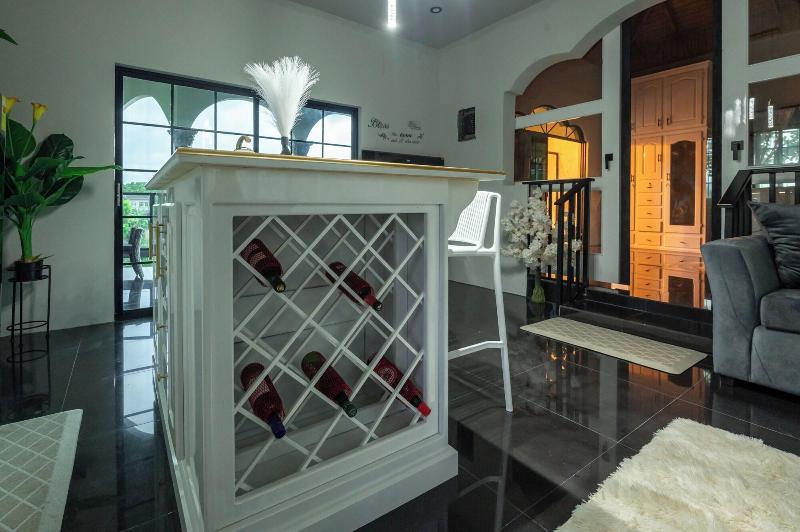 One Love Guesthouse image