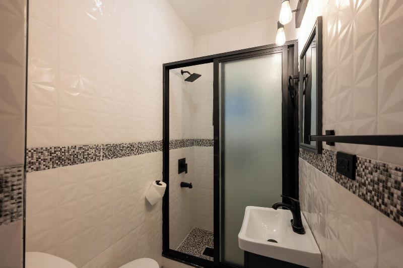 One Love Guesthouse image