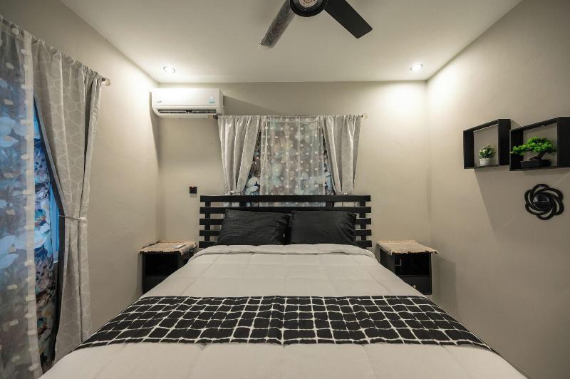 One Love Guesthouse image
