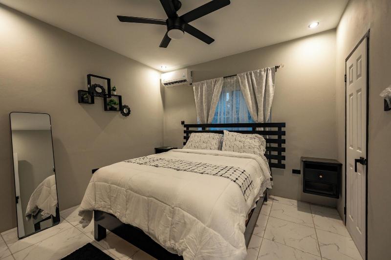 One Love Guesthouse image