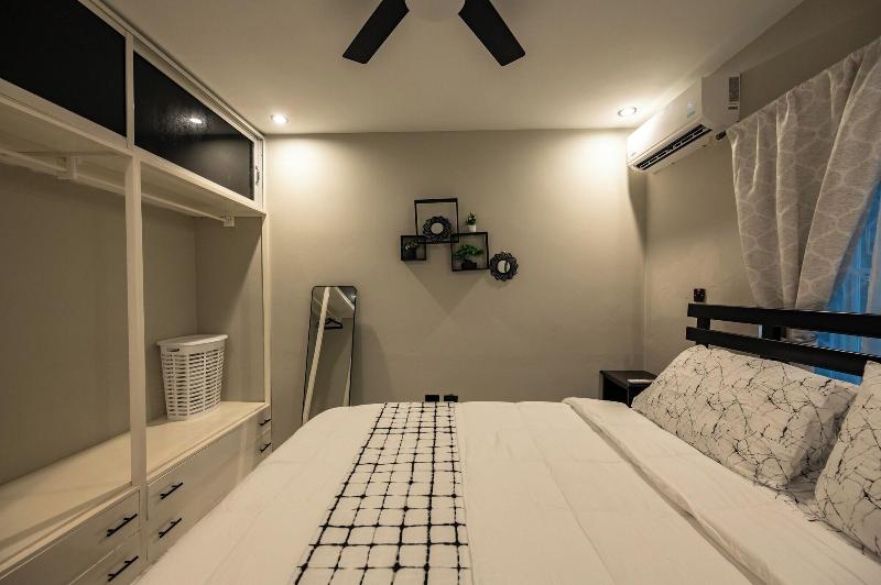One Love Guesthouse image