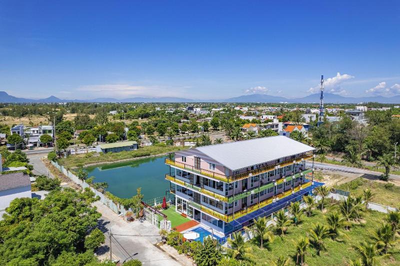 Hestia Hamy Beach House image