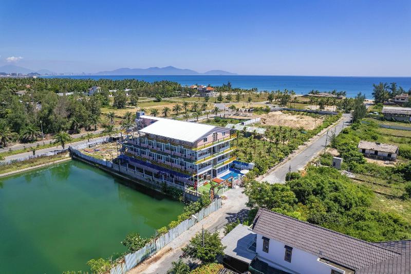 Hestia Hamy Beach House image