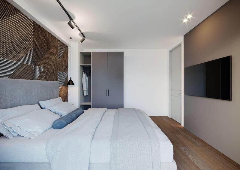 Frames Hotel Gmbh image