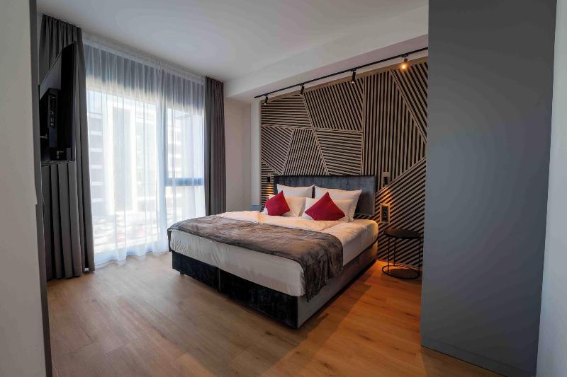 Frames Hotel Gmbh image