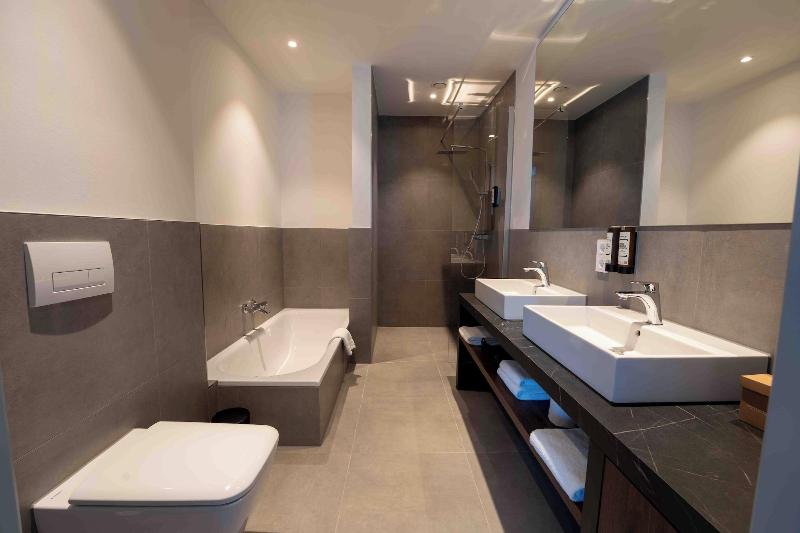Frames Hotel Gmbh image