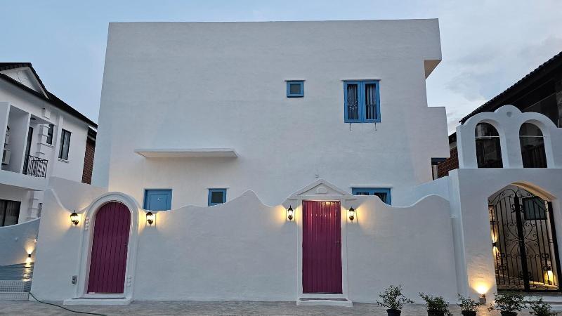 Ipoh Santorini Hideaway Hotel Inspired image