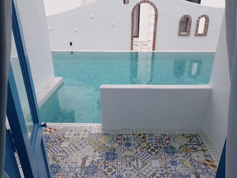 Ipoh Santorini Hideaway Hotel Inspired image