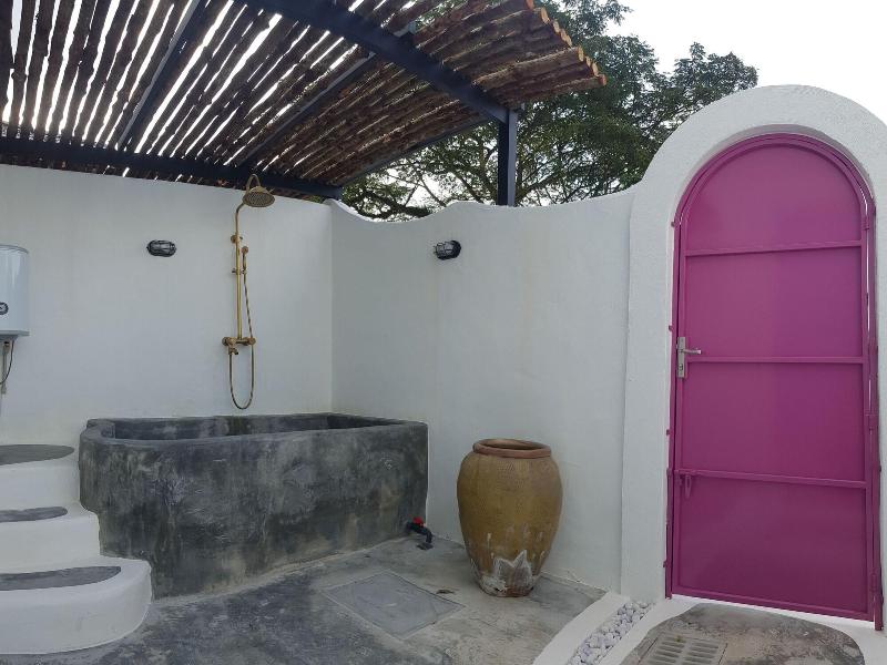 Ipoh Santorini Hideaway Hotel Inspired image