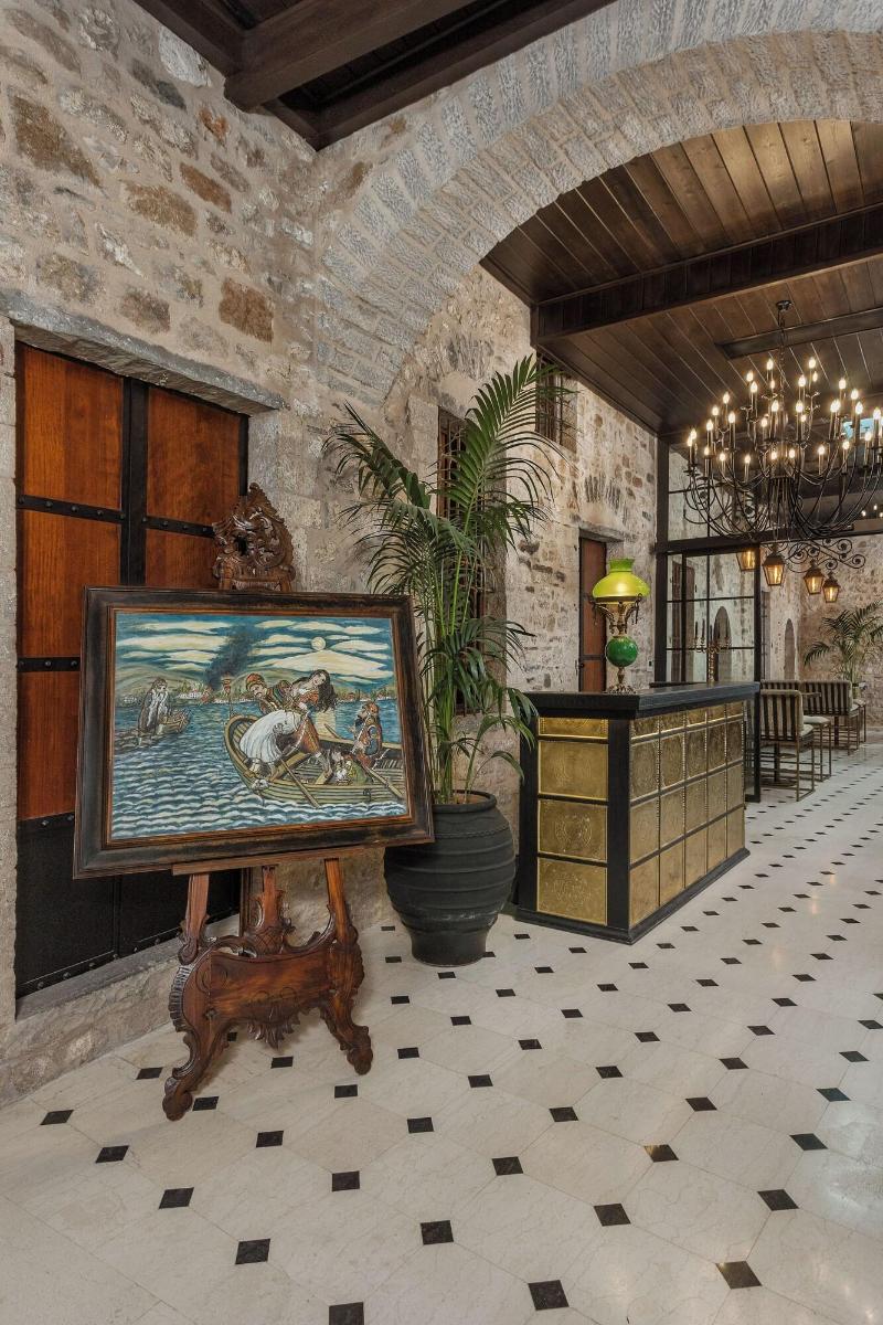 Stoes Hotel image