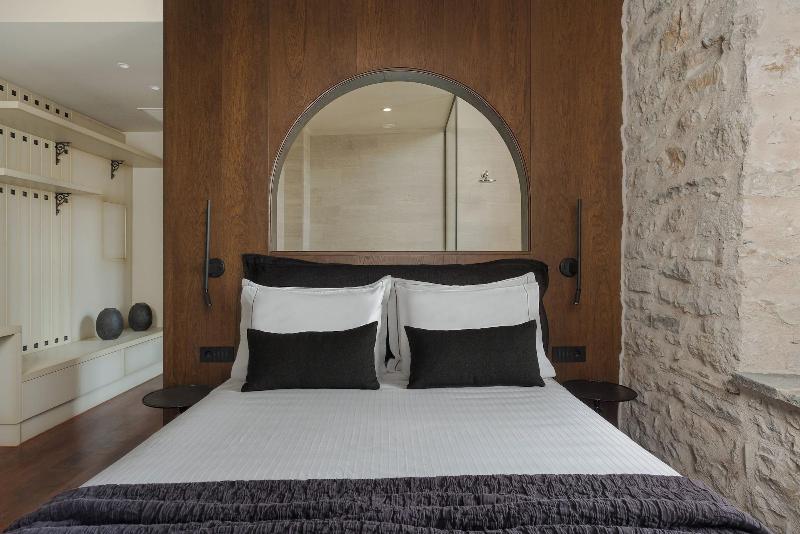 Stoes Hotel image