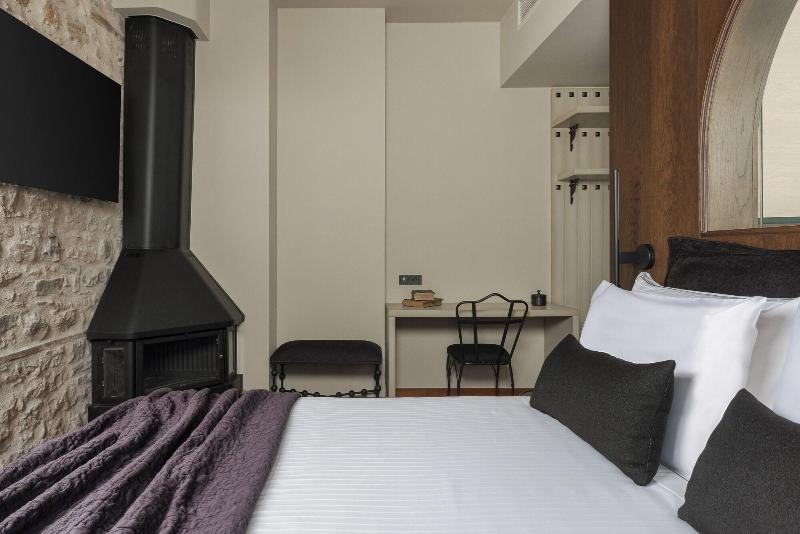 Stoes Hotel image