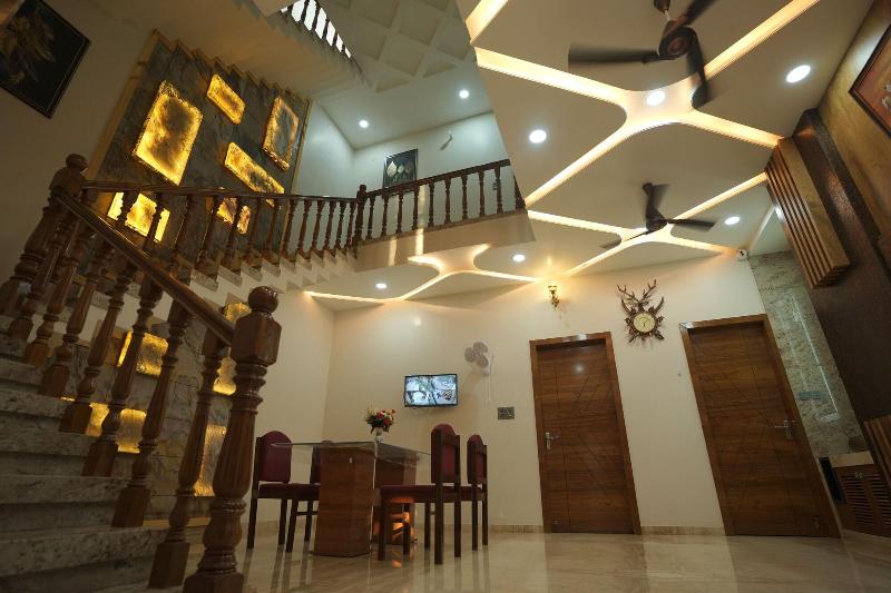 Amritam Palace A Luxury Ac Home Stay