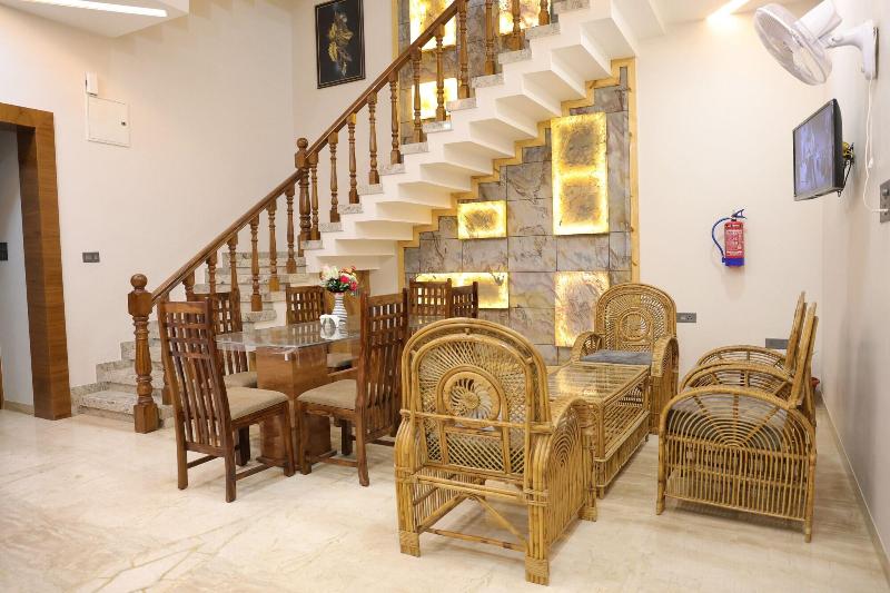 Amritam Palace A Luxury Ac Home Stay