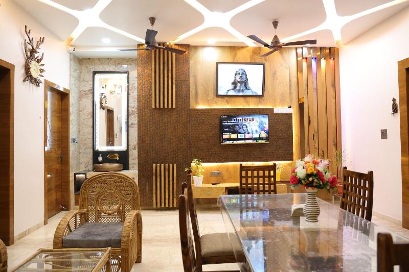 Amritam Palace A Luxury Ac Home Stay