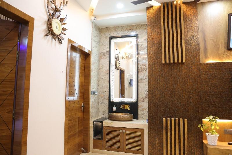 Amritam Palace A Luxury Ac Home Stay