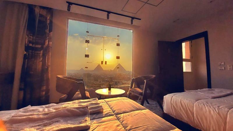 Pyramids Skyline Hotel Cairo image