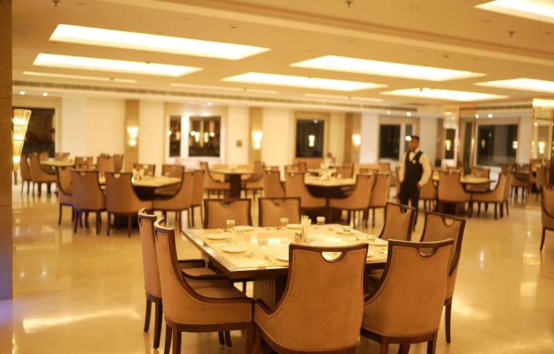 Sukhsaroj Hotel And Resorts image