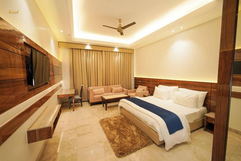 Sukhsaroj Hotel And Resorts image