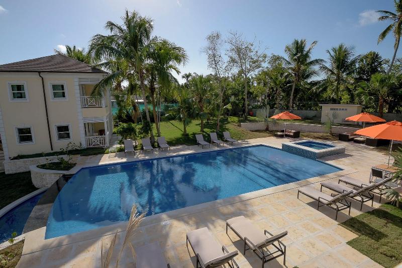 Silk Cotton Villas image