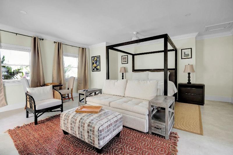 Silk Cotton Villas image