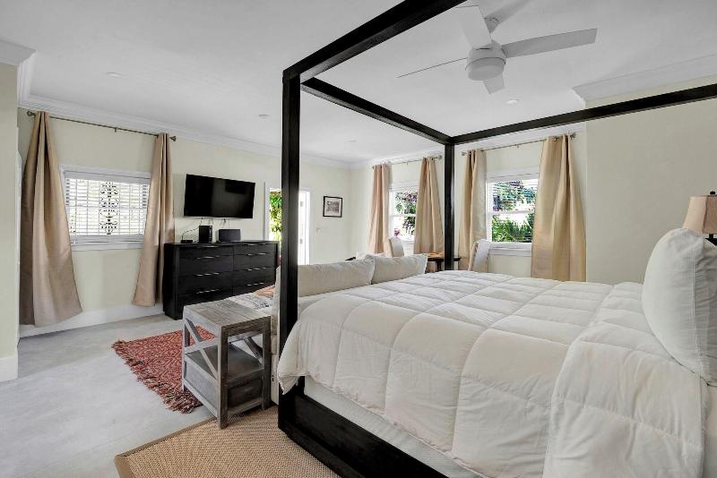 Silk Cotton Villas image