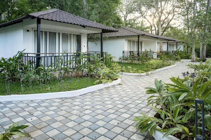 Silver Oak Tropical Resort By Bay Hotels — general view