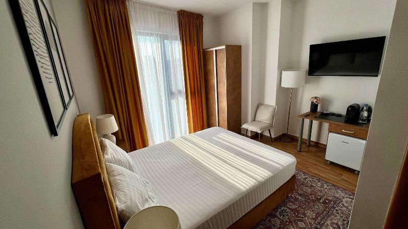 Hotel Fantazia Oradea image