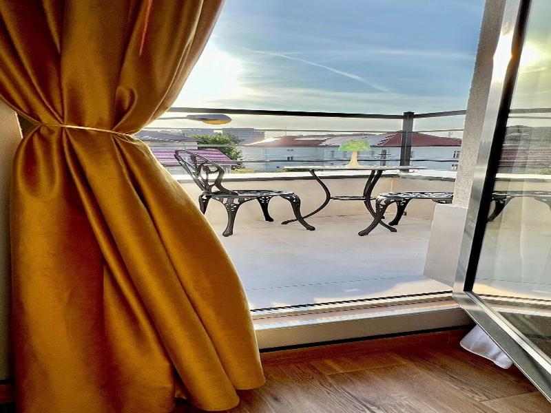 Hotel Fantazia Oradea image