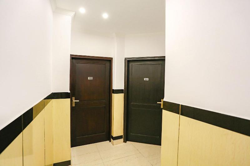Fabexpress Lloyd House image