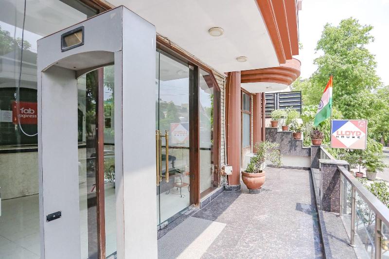 Fabexpress Lloyd House image