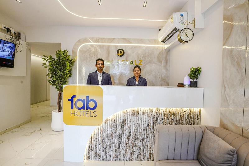 Fabhotel Peralz image