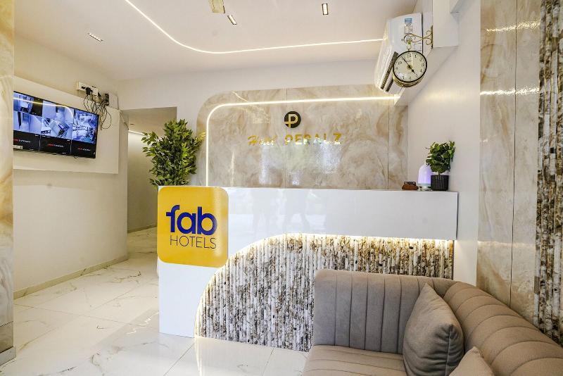 Fabhotel Peralz image