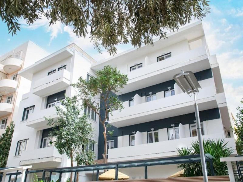 Celia Residence image