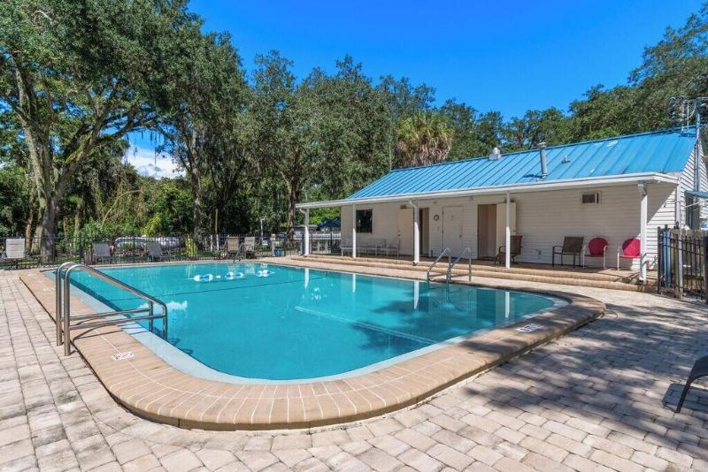 Happy Travelers Rv Resort image