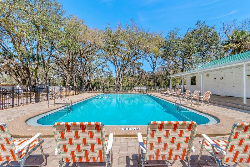 Happy Travelers Rv Resort image