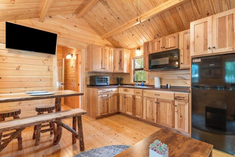 Happy Travelers Rv Resort image