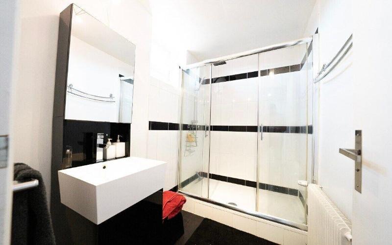 Chateau Du Serpolet image