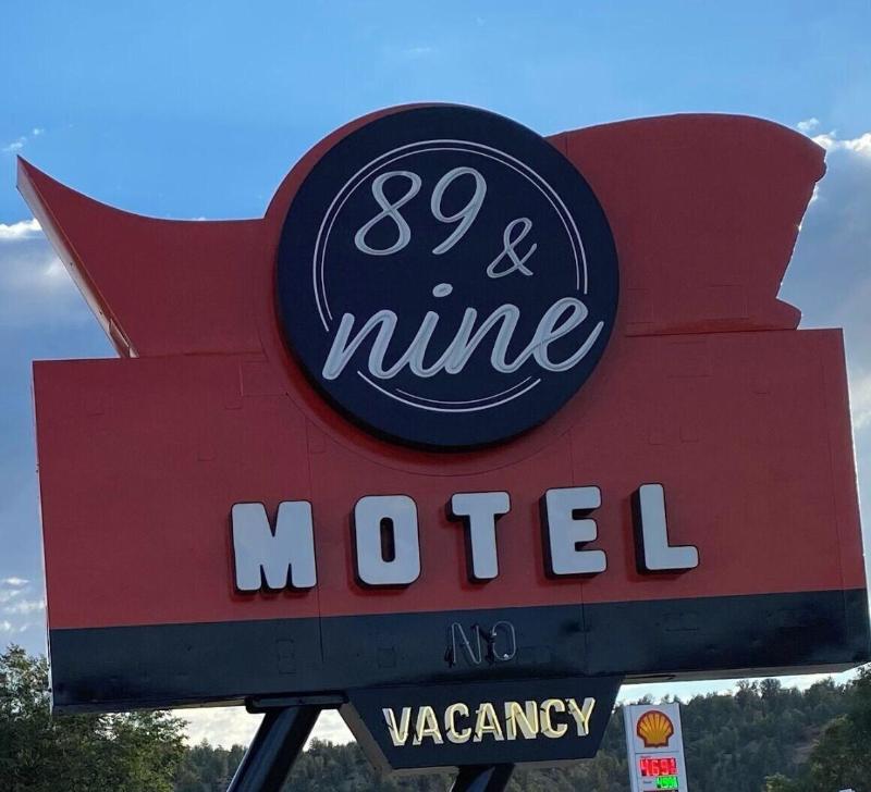 89 Nine Motel image