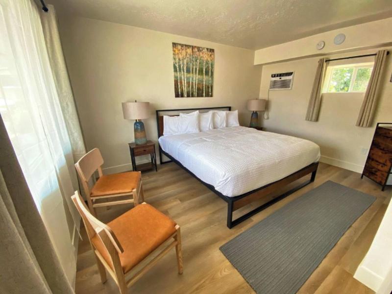 89 Nine Motel image